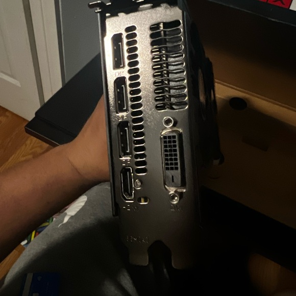 Radeon Rx570 - Picture 4 of 4